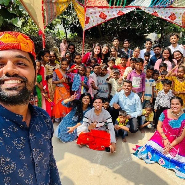 Dandiya day 2021 with @udaan_044 dandiya dance दाल बाटी family enjoy (3)